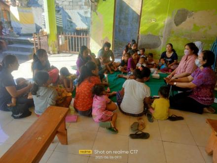 Posyandu, Pemberian Hadiah dan Sosialisasi Kelas Ibu Balita Banjar Dinas Ancak